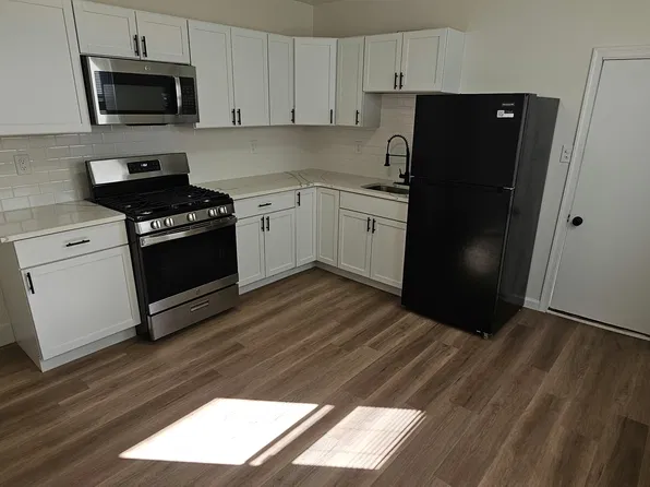916 Brown St, Wilmington, DE 19805