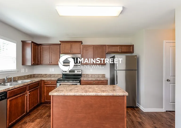 6407 Maple Creek Ct — Photo 5