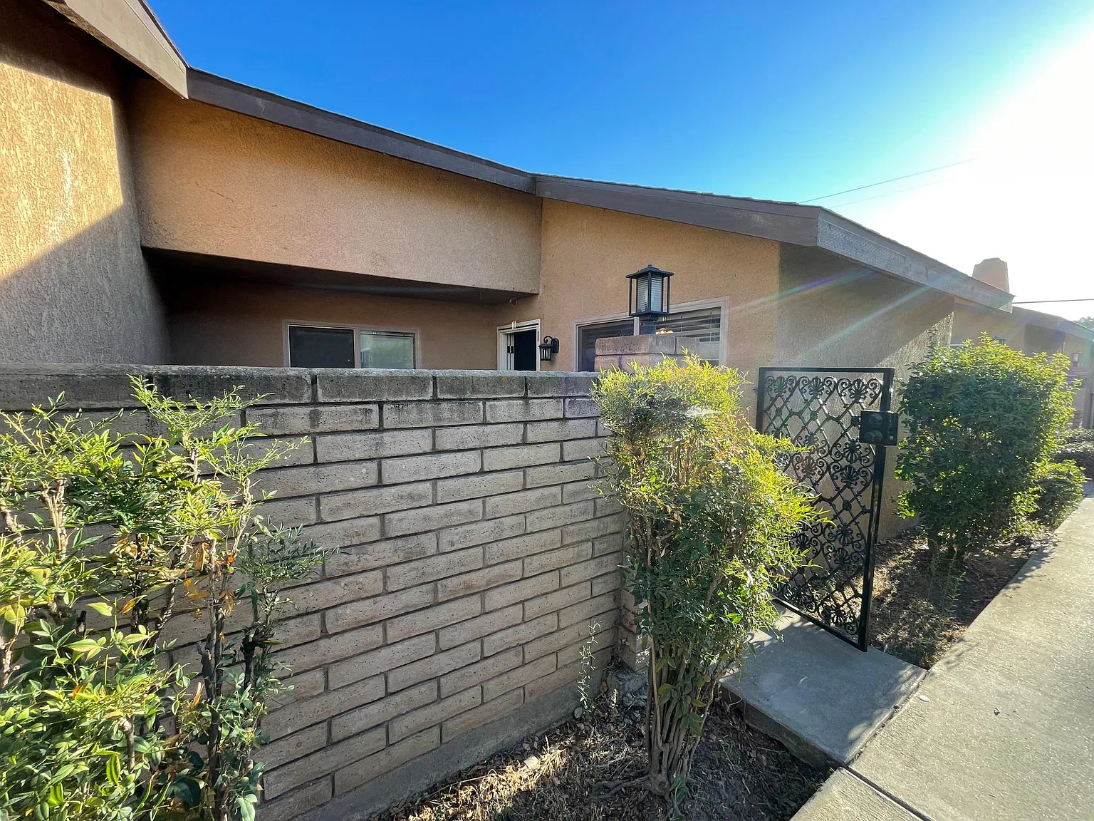 3448 N Marks Ave — Photo 3
