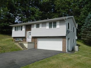 840 Zeggert Rd, Endicott, NY 13760