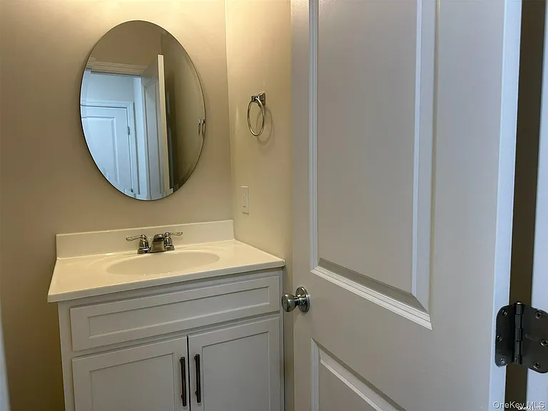 125 W Main St — Photo 8