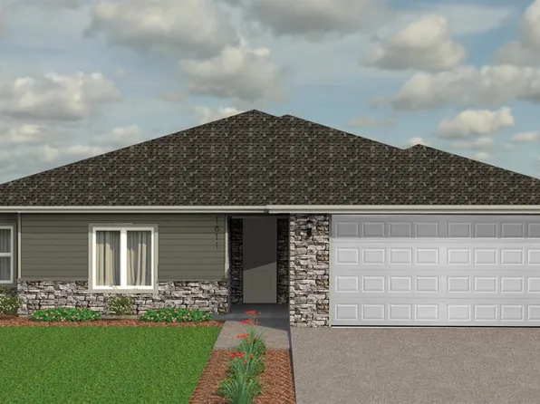 1038 N Acacia St, Woodlake, CA 93286