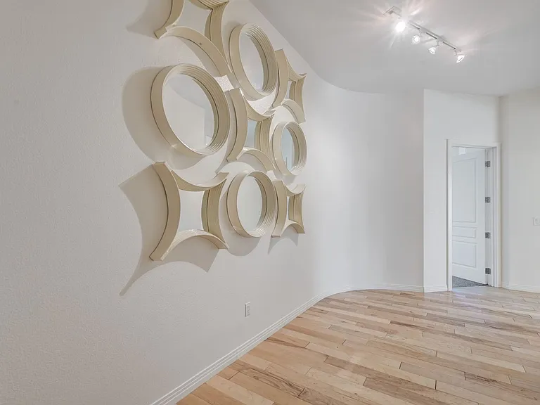 360 E Desert Inn Rd #402 — Photo 2