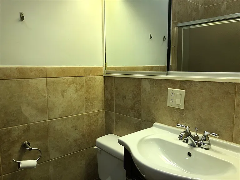 393 Marlborough St #2 — Photo 10