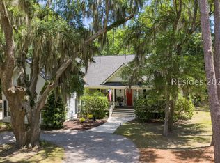 19 Laughing Gull Dr, Beaufort, SC 29907