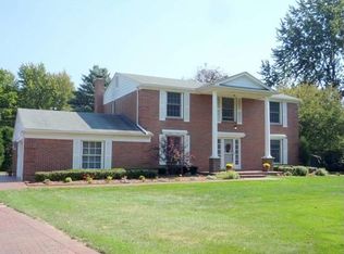 2525 Timberwyck Trl, Troy, MI 48098