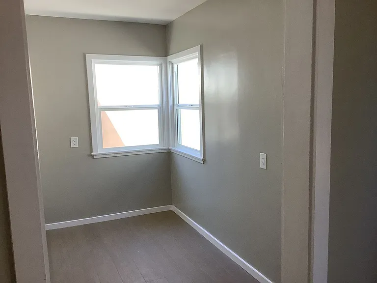 2719 Saturn Ave — Photo 7