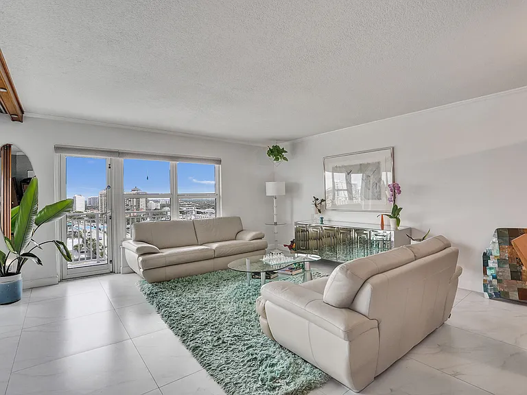 3000 E Sunrise Blvd #14F — Photo 23