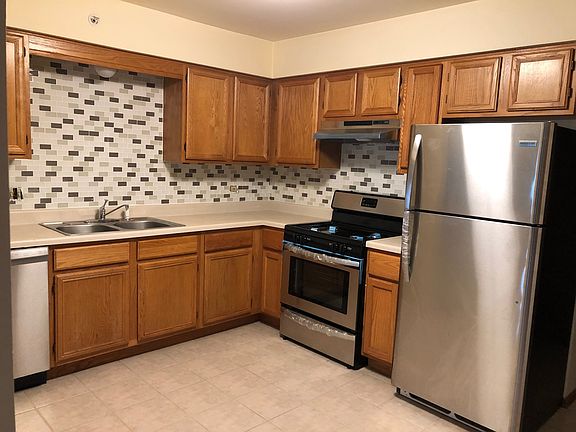4th image of 1520 N River West Ct APT 1B