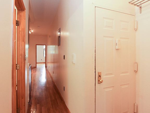 5th image of 269 Melrose St #2D