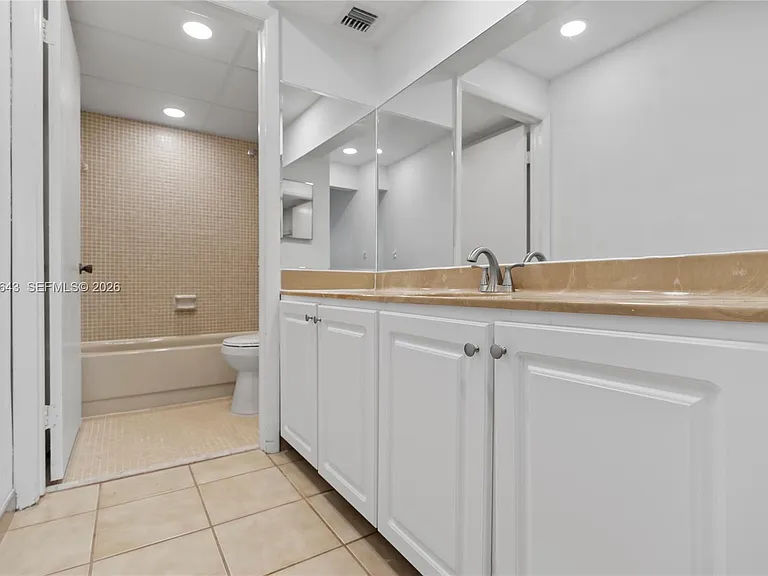 10875 SW 112th Ave #114 — Photo 20