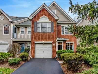 109 S Branch Dr, Whitehouse Station, NJ, 08889