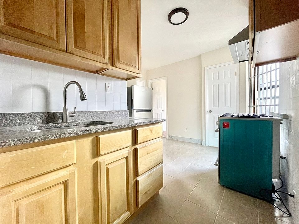 1st image of 67 Eldridge St #15A