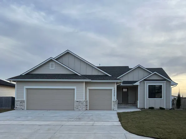 10509 W Graber Cir, Wichita, KS 67215