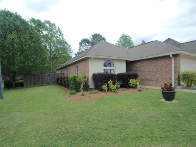 100 Village Dr, Hattiesburg, MS, 39402