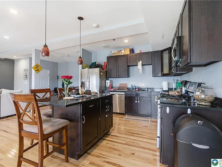 623 Walnut Ave #B2 — Photo 6