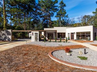 2210 Winterlochen Rd, Fayetteville, NC 28305