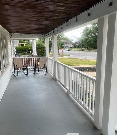 2nd image of 16517 Clifton Blvd