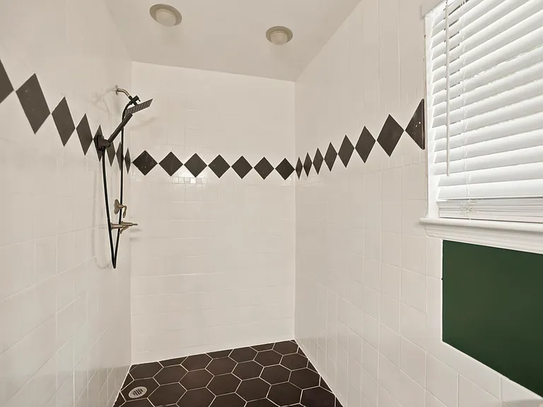 1830 Myrick Rd — Photo 30