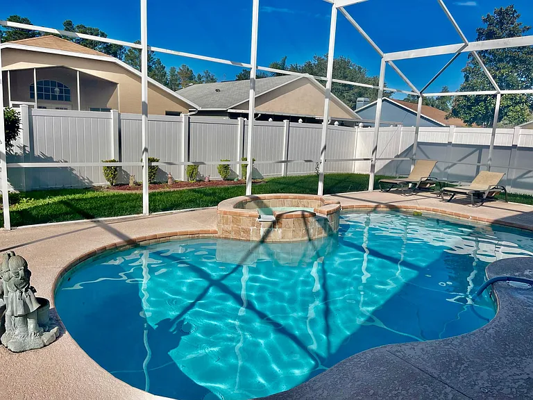 11709 Leda Ln — Photo 1