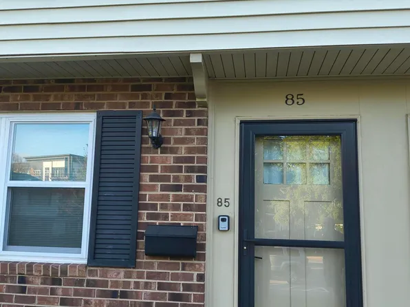 1002 Willow Dr APT 85, Carrboro, NC 27514