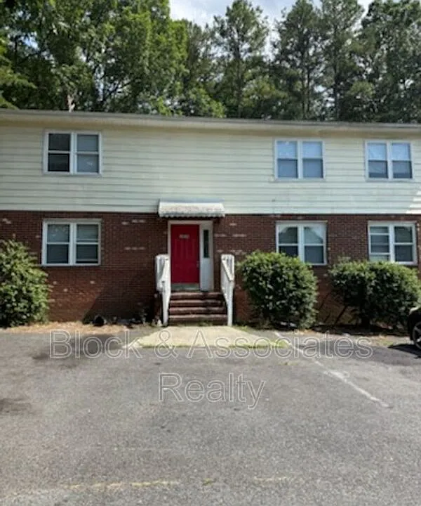 1974 Lakeview Rd #3