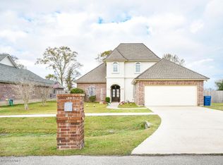 105 Talon Rd, Youngsville, LA 70592