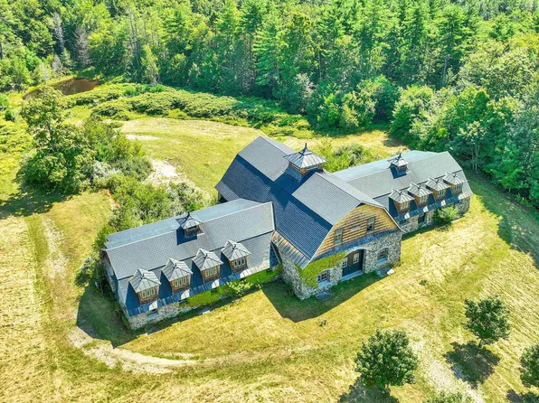 63 Old Street Road, Peterborough, NH 03458