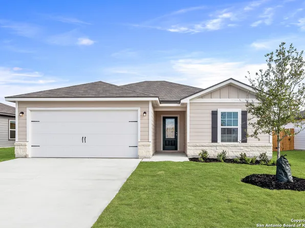 16108 Farmer, Lytle, TX 78052