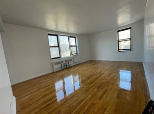 824 E 17th St #4A, Brooklyn, NY 11230