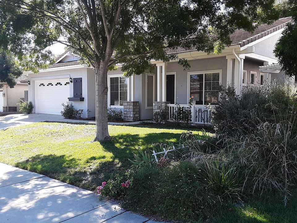 1st image of 455 Arden Ave