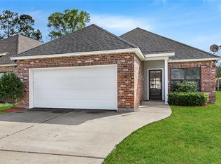 123 Mirabeau Pl, Mandeville, LA 70448