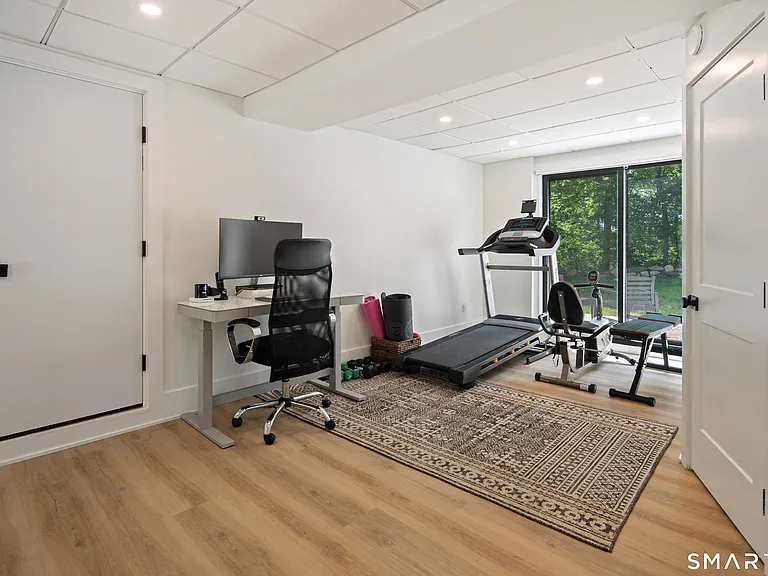 1 Crawford Ter — Photo 22