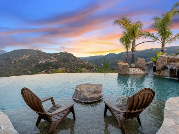 9890 N View Ct, Escondido, CA 92026