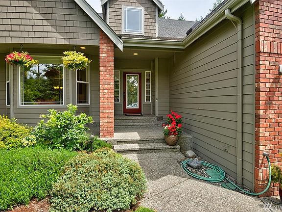 5th image of 7924 Crystal Manor Ln NW