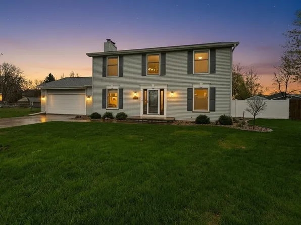 615 Mallard Ct, De Pere, WI 54115
