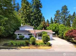 15621 84th Ave NE, Kenmore, WA 98028