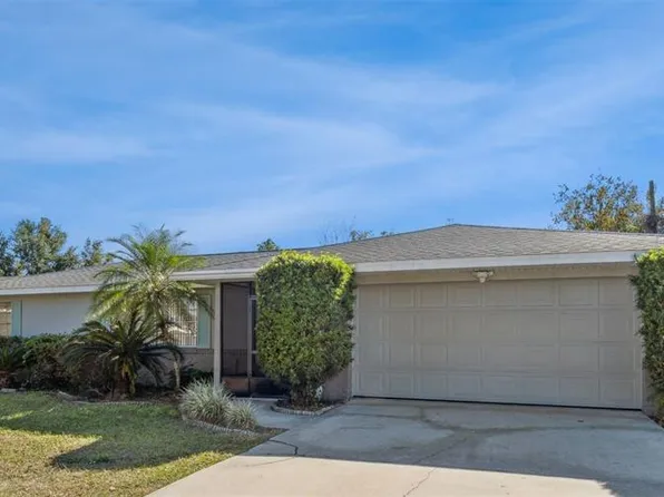 1911 Beacon St, Deltona, FL 32738