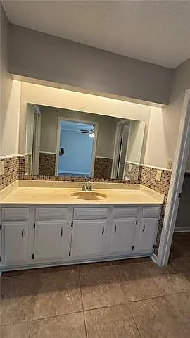 341 Audubon Dr — Photo 10