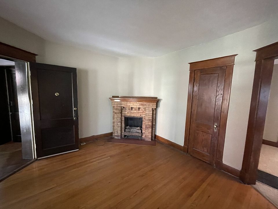 El Bertha 3800 Central St Kansas City MO Zillow