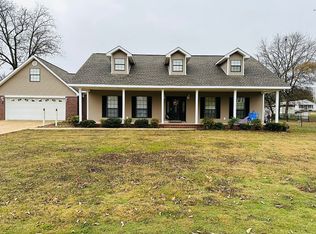 30 E North St, Tishomingo, MS 38873