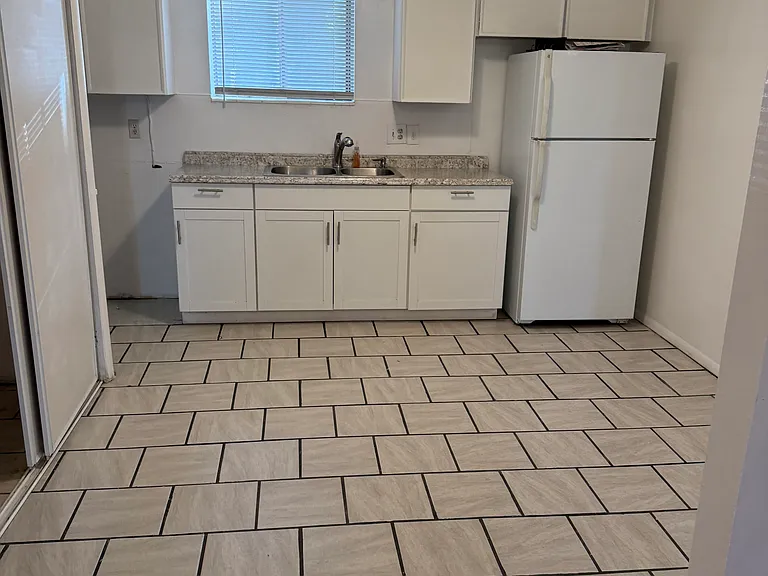 3819 S Lee Maur St #1 — Photo 2