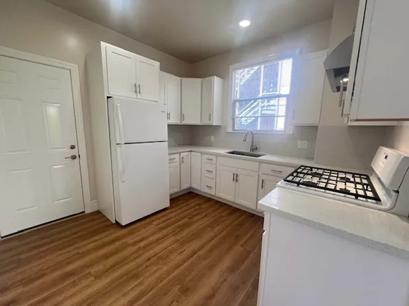 573 Wesley Ave APT 4, Oakland, CA 94606