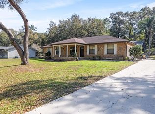 492 SE 28th Way, Melrose, FL 32666