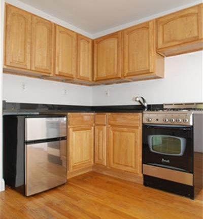 3rd image of 60 W 8th St APT 2A