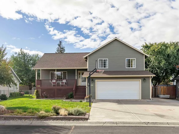 2129 Daves Ave, Moscow, ID 83843