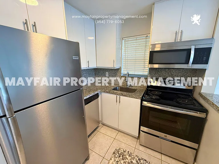 627 NE 10th Ave #6 — Photo 5