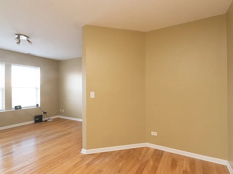 3103 W Lawrence Ave #3 — Photo 12
