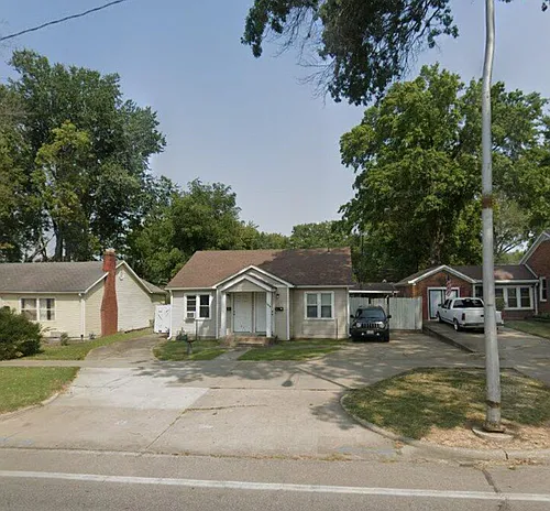 1618 W Broadway Blvd #A Photo 1