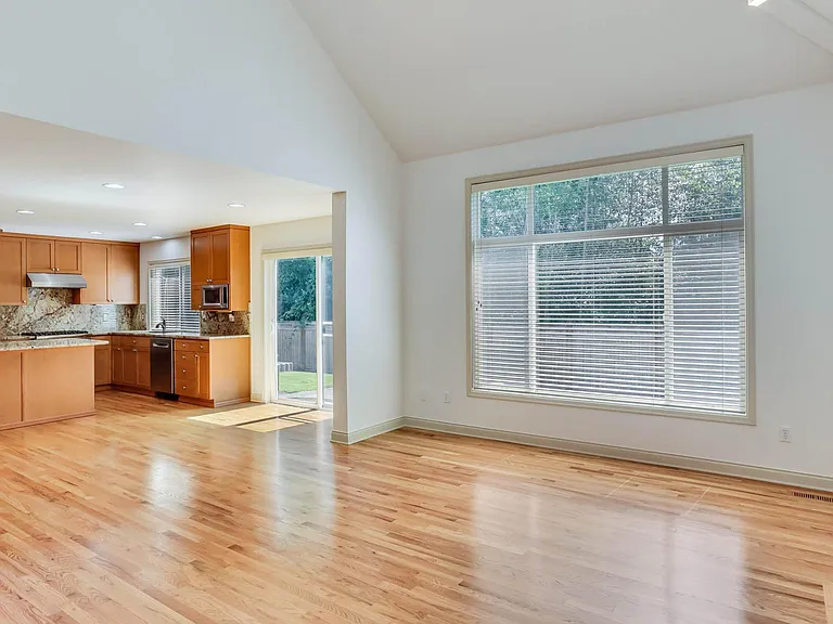 22503 NE 98th Pl — Photo 19
